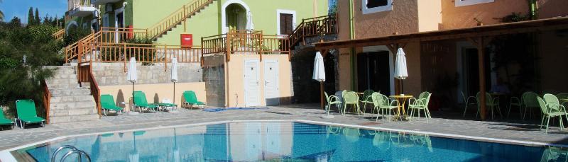 Perla Hotel Agia Pelagia  Exterior foto